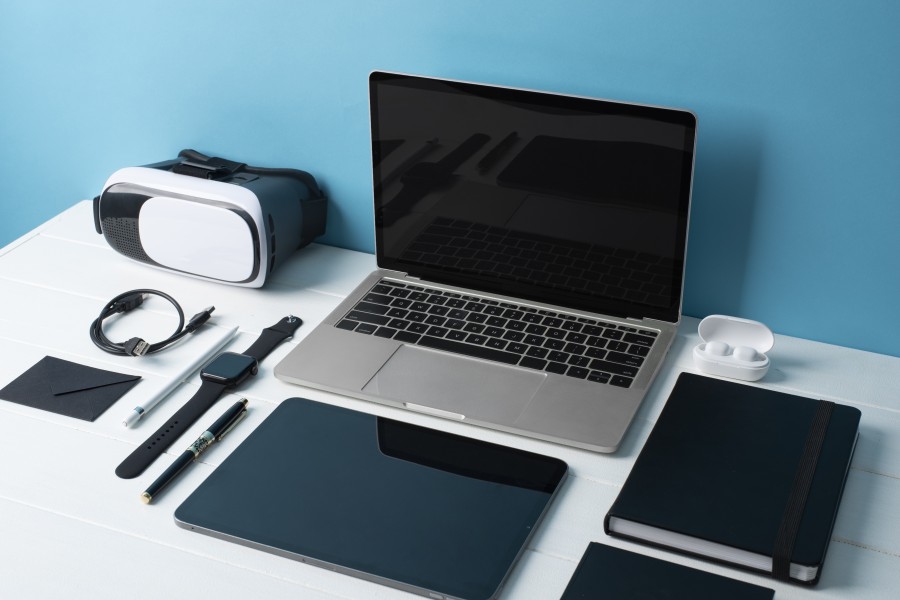 Планшети Apple iPad та інша техніка з гарантією та кешбеком