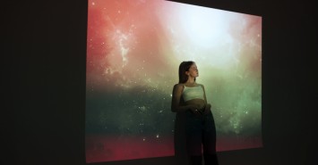 Як проектор створює незабутню атмосферу для всієї родини