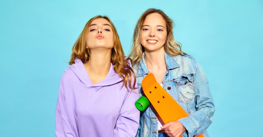 Як бренди і статус стали «вхідним квитком» у дружбу