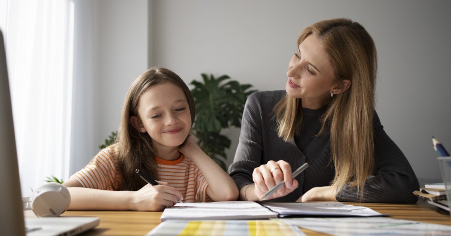 Вчимося фінансовій грамотності: цікава гра з кубиками