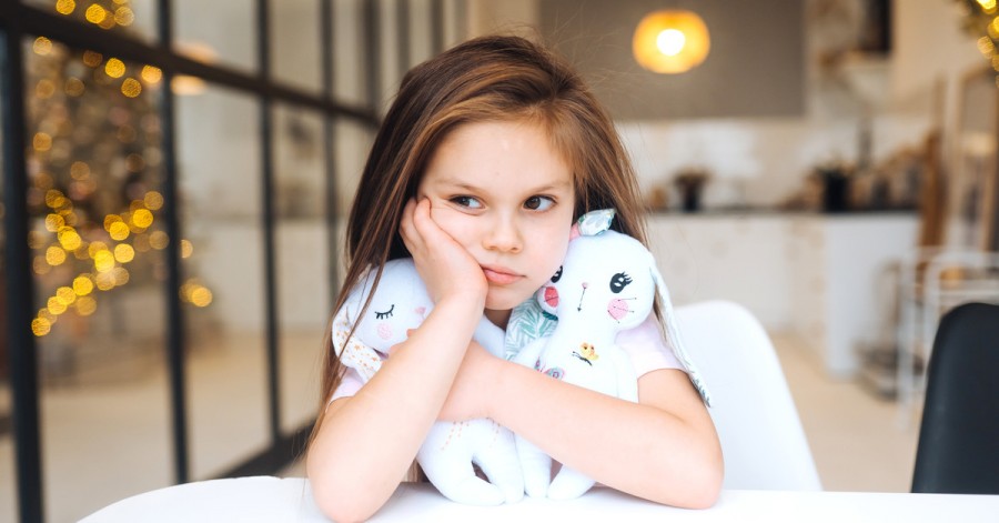 Дитина застрягає у негативі: як допомогти не втратити віру в себе