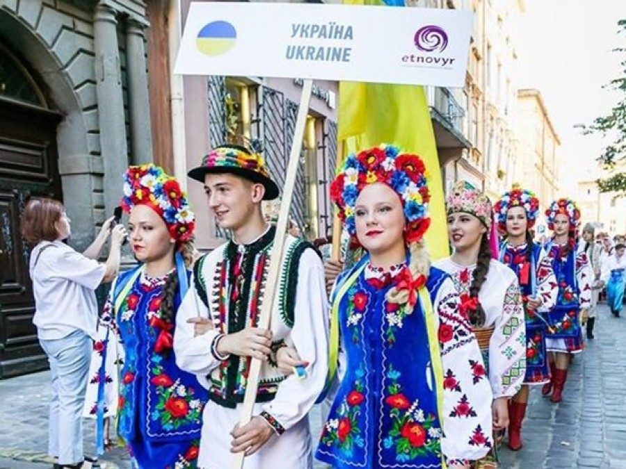 Міжнародний фольклорний фестиваль "Етновир 2017"