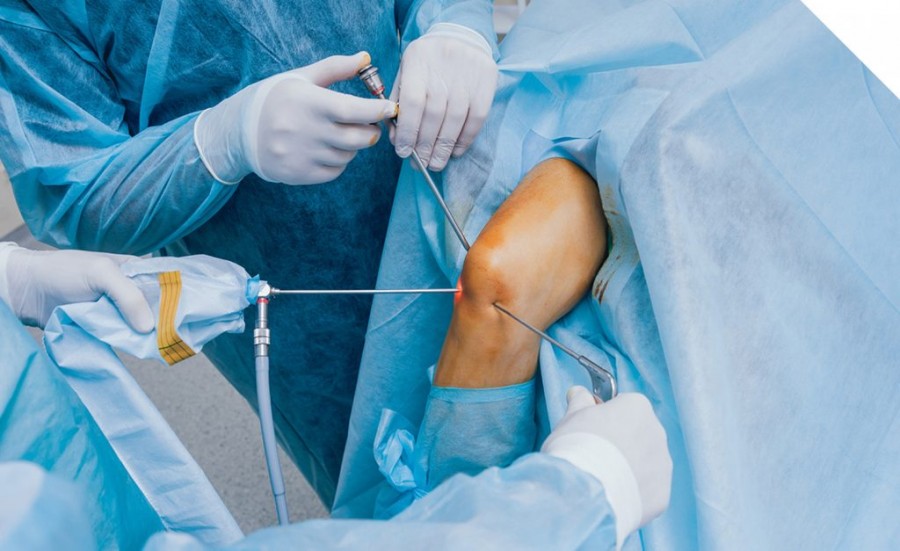 Артроскопія коліна – ефективне відновлення хрестоподібної зв’язки