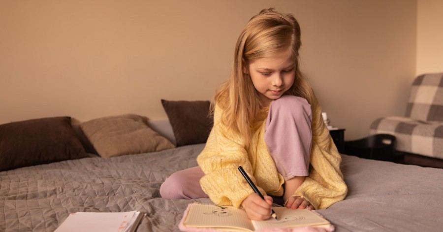 Як зрозуміти, що у дитини є талант до письма: практичні поради