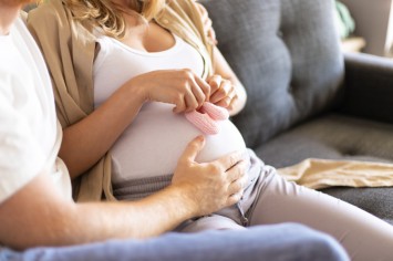 Корисні добавки та вітаміни для вагітних по триместрах