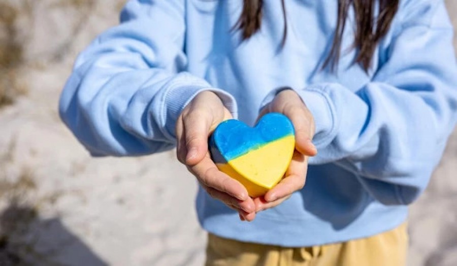 Як вибрати курс української мови для дітей за кордоном?