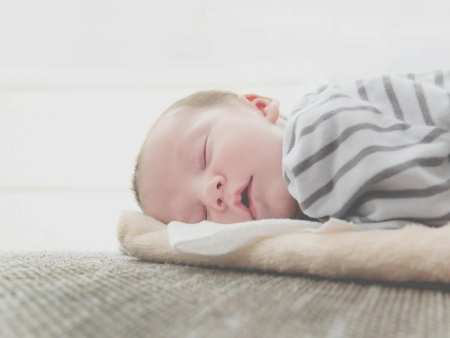 Графік сну для немовляти: як створити зручний режим