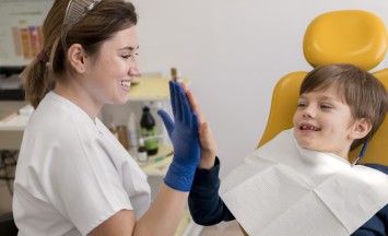 Реставрація молочних зубів: збереження здоров'я дітей