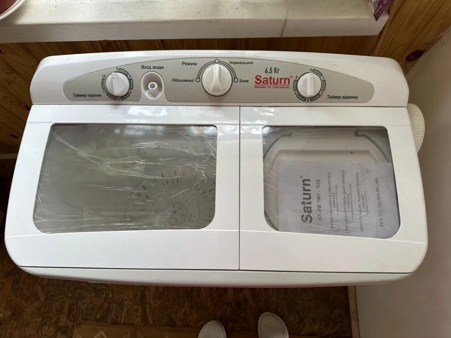 Секрети догляду за одягом: як напівавтоматичні пральні машини можуть продовжити його життя