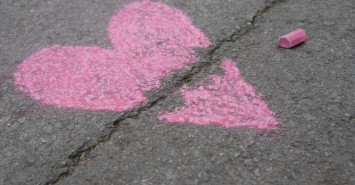 Малювання на асфальті як арт-терапія для розвитку