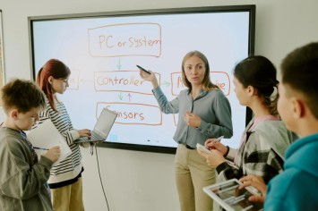 Технічна творчість в освіті: як створити ефективне середовище для STEM-навчання