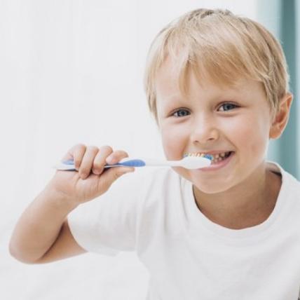 А у ваших дітей здорові зубки: як подружитися зі стоматологом?