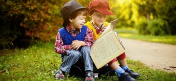 Прищеплюємо з дитинства: як навчити малюка любити книжки