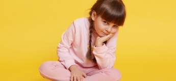 «Мені нудно»: 5 причин, чому дітям корисно іноді нудьгувати
