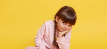 «Мені нудно»: 5 причин, чому дітям корисно іноді нудьгувати