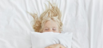 Денний сон: 5 ефективних порад, щоб вкласти дитину