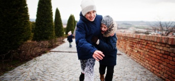 Куди сходити з дитиною за кордоном: безкоштовні екскурсії та цікавинки для українських біженців