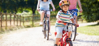 Як навчити дитину кататися на велосипеді без стресу