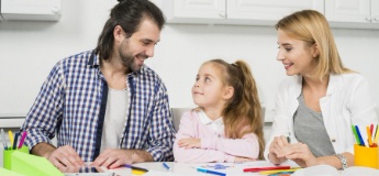 Побудова міцних стосунків між батьками та вчителем: чому це важливо