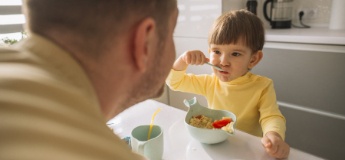 Як заохотити дітей їсти овочі: творчі підходи