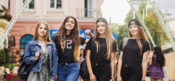 Випускний у школі: традиції святкування