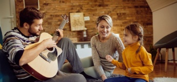 Навіщо батькам хобі: як зробити сім’ю щасливішою