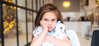 Дитина застрягає у негативі: як допомогти не втратити віру в себе